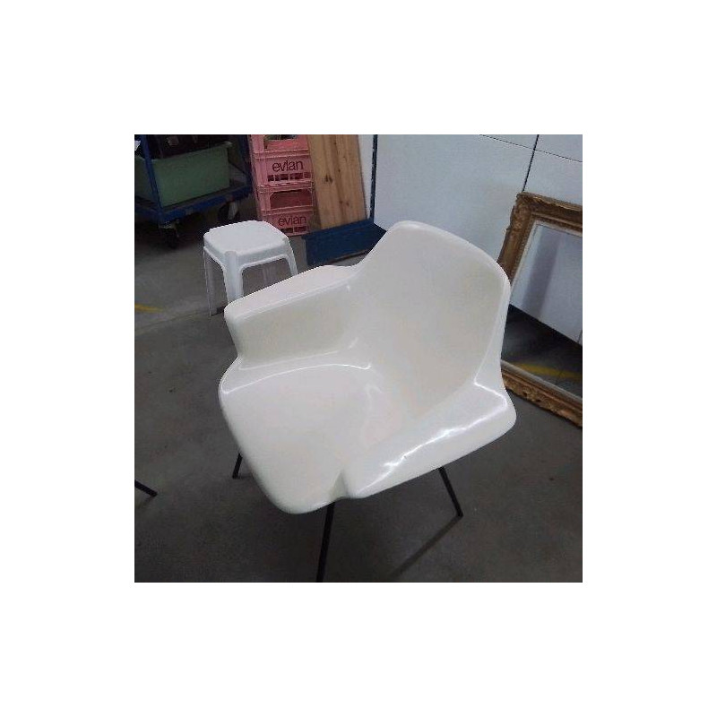 FAUTEUIL DESIGN PIERRE GUARICHE
