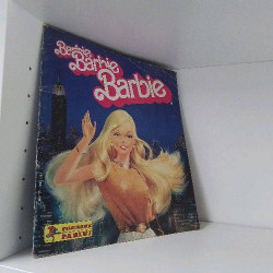 ALBUM PANINI BARBIE