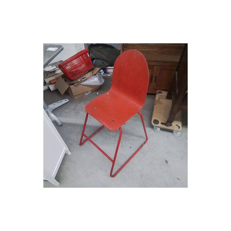 CHAISE ROUGE
