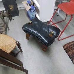 SELLE DE DROMADAIRE EN CUIRE 