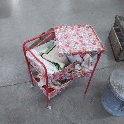 MEUBLE DE RANGEMENT VINTAGE