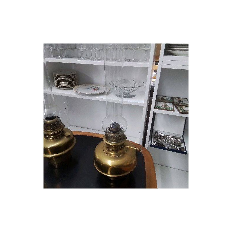 LAMPE A PETROLE A SYSTEME ALLEMANDE