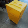 ETAGERES JAUNE À ROULETTES 