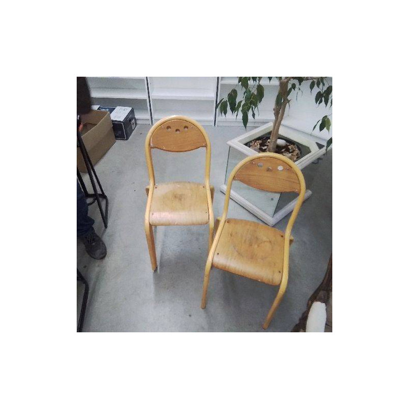 CHAISE ECOLIER