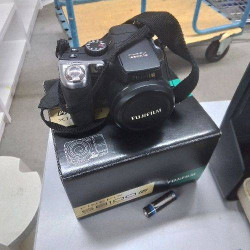 APPAREIL PHOTO FUJIFILM...
