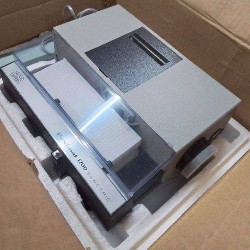 PROJECTEUR A DIAPOS +...