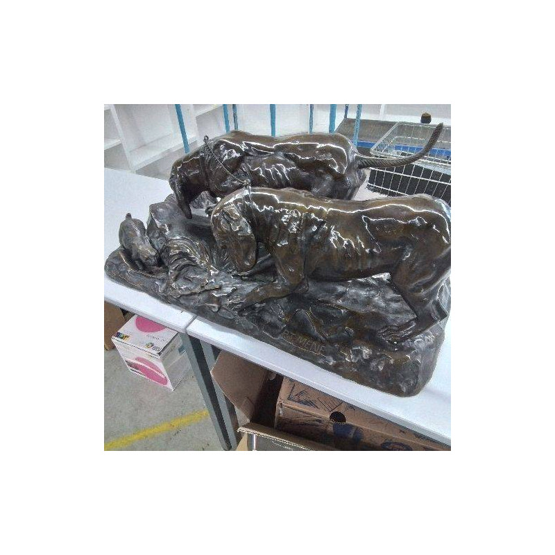 BRONZE TRES GRAND MODELE GROUPE DE CHASSE AU LAPIN D’APRES P.J MENE