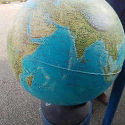 GLOBE TERRESTRE 