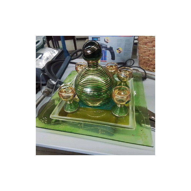 SERVICE CARAFE + VERRES VERTS