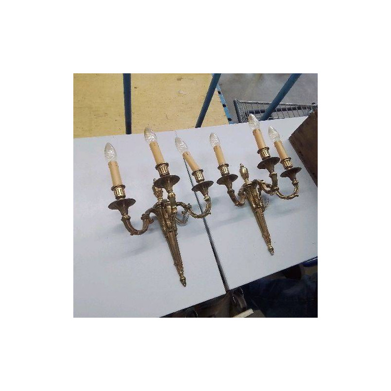 PAIRE D’APPLIQUES BRONZE 