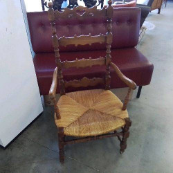 FAUTEUIL PAILLÉ 