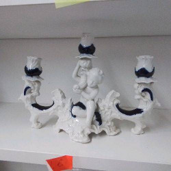 BOUGEOIR PORCELAINE EN L’ETAT