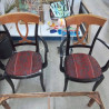 PAIRE DE FAUTEUILS NOIRS ET BOIS