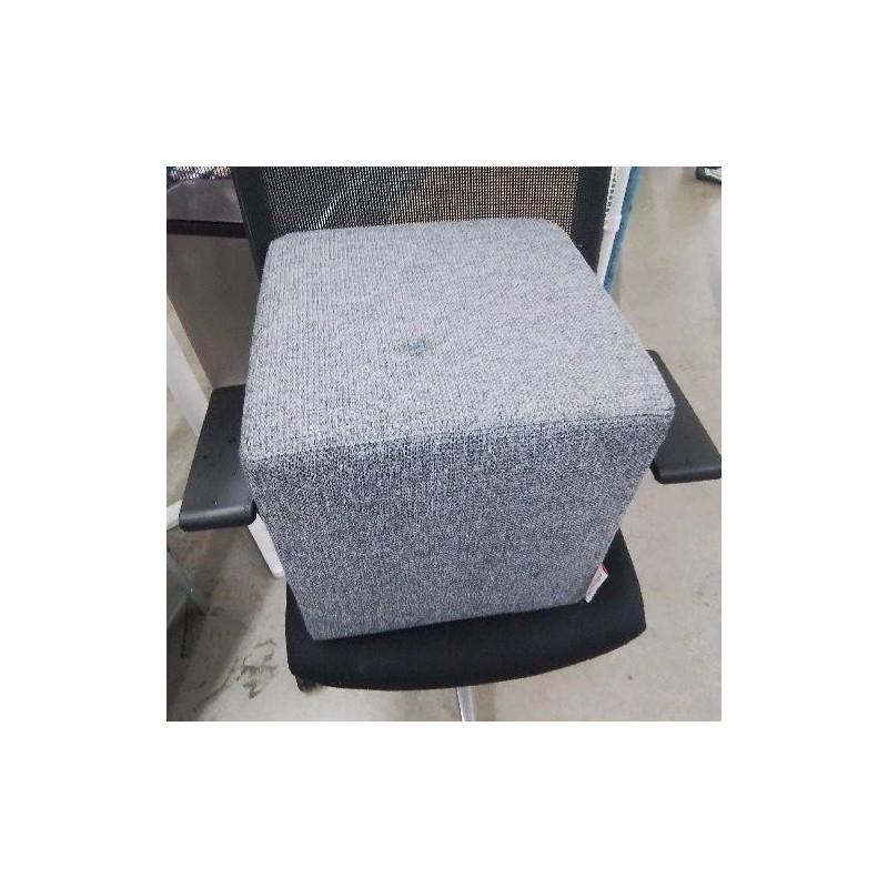 POUF GRIS 