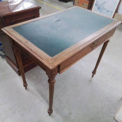 BUREAU DESSUS CUIR 1 TIROIR