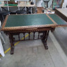 BUREAU DESSUS CUIR VERT TIRETTES