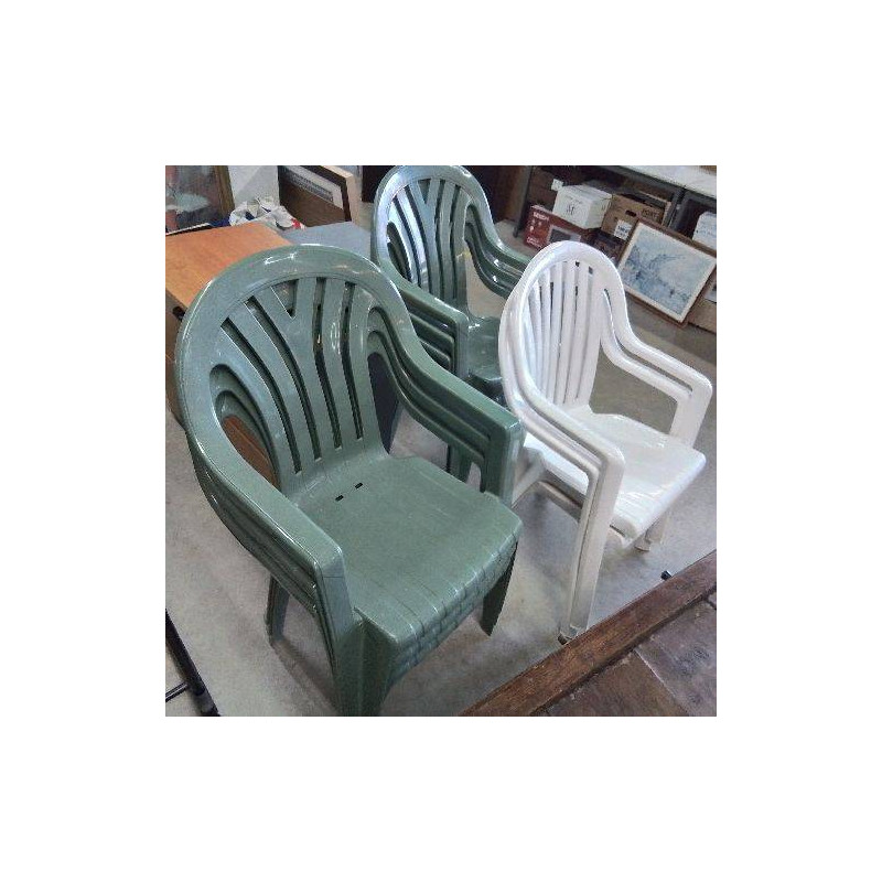 FAUTEUIL DE JARDIN PLASTIQUE 
