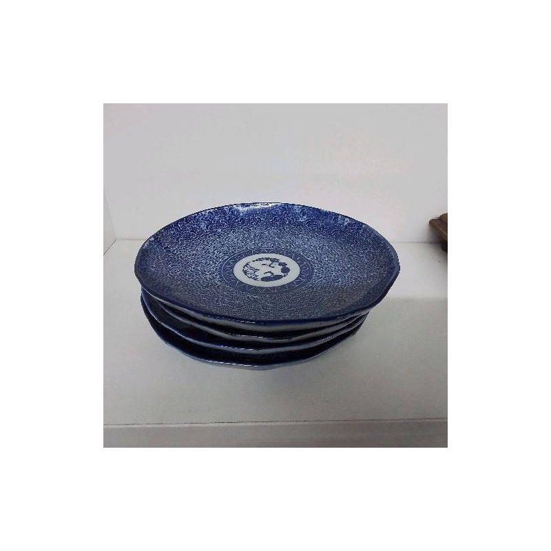 LOT 4 ASSIETTES IMARI 