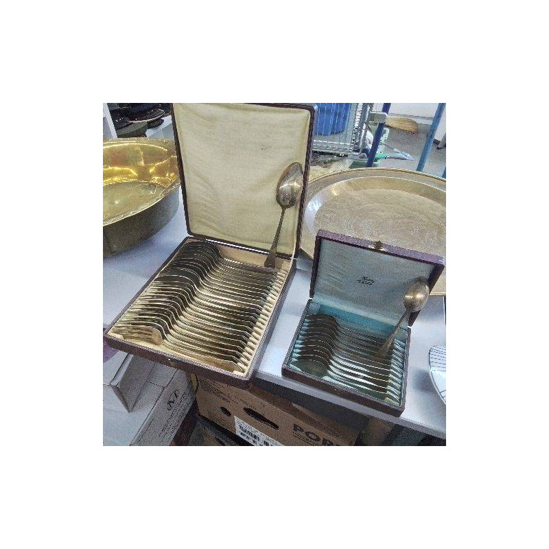 MÉNAGÈRE METAL ARGENTÉ 36 PIÈCES 
