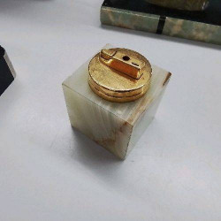 BRIQUET DE TABLE 