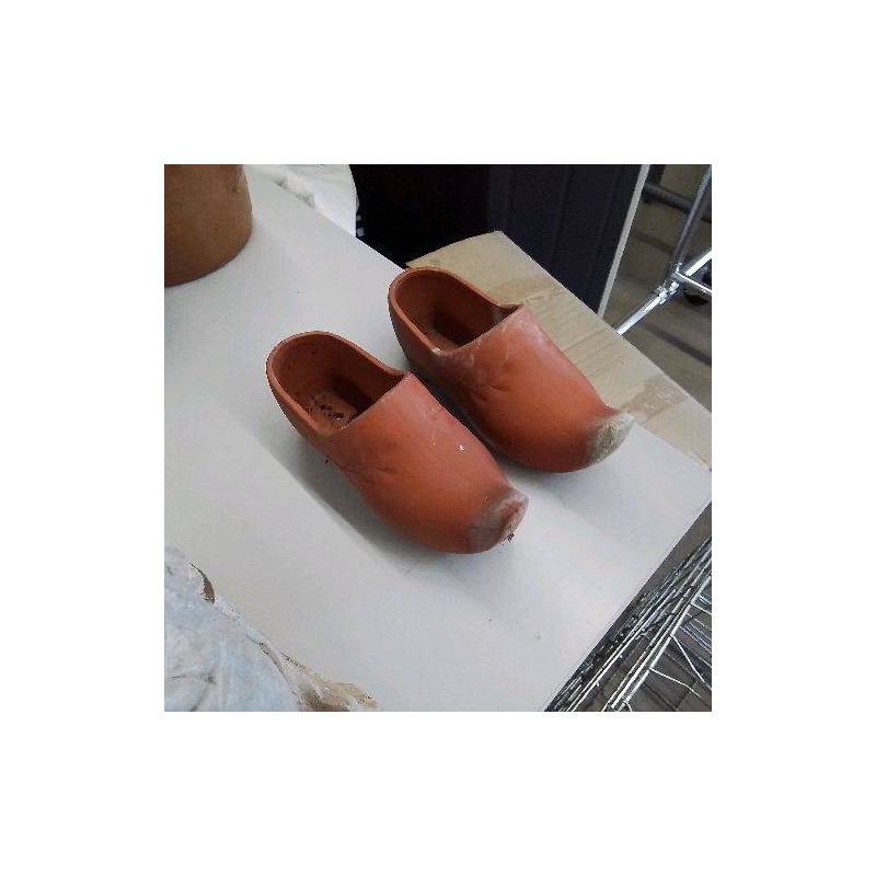 PAIRE DE SABOTS