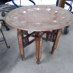 TABLE D’APPOINT STYLE...