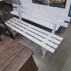 BANC PLASTIQUE BLANC