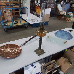 LAMPE A PETROLE