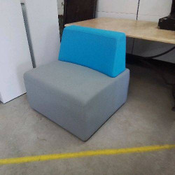 CHAUFFEUSE GRISE ET BLEUE