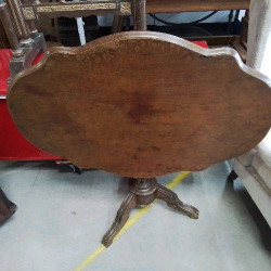 TABLE VIOLON