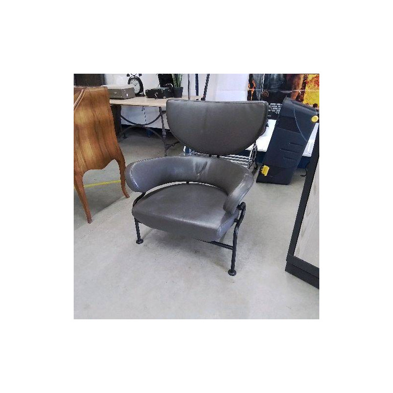 FAUTEUIL CASSINA GRIS SIGNÉ 