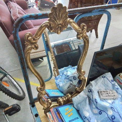 MIROIR ROCAILLE DORÉ 