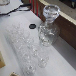 SERVICE 12 VERRES + CARAFE...
