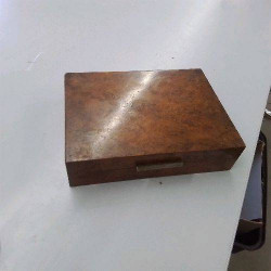 COFFRET A CIGARES EN LOUPE...