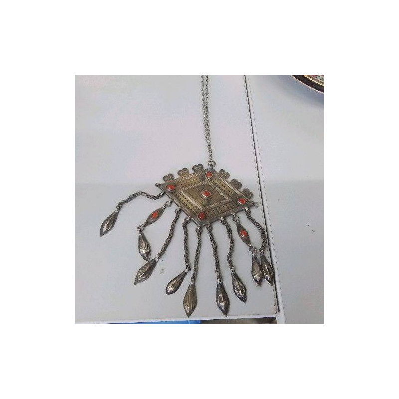 COLLIER ETHNIQUE 