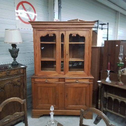 VAISSELIER EN MERISIER 