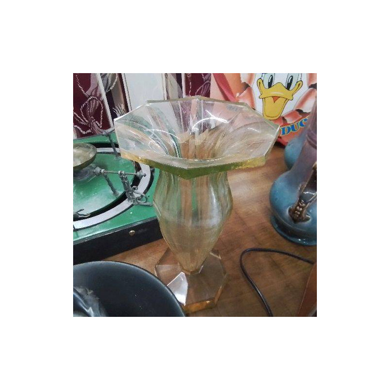 VASE OURALINE EN L’ETAT