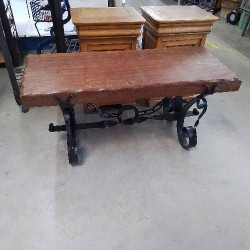 TABLE EN FER FORGÉ ET BOIS