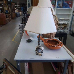 LAMPE PIQUE CIERGE