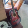 GUITARE ROUGE