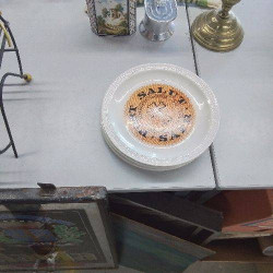 LOT 4 ASSIETTES 