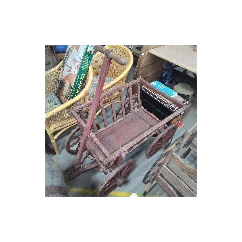 CHARIOT ANCIEN