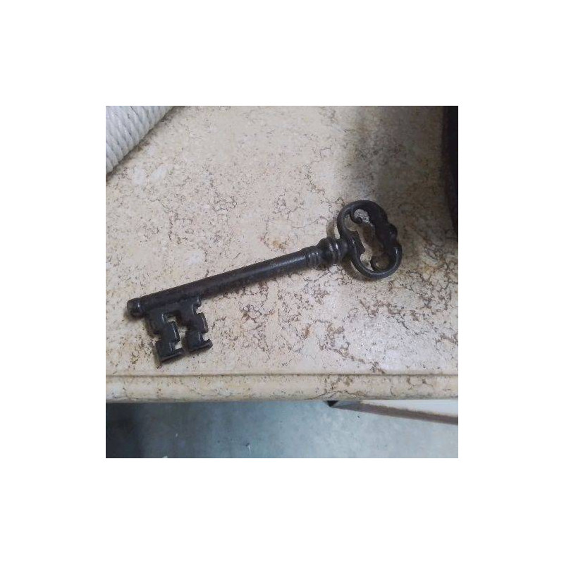 TIRE BOUCHON CLÉ 