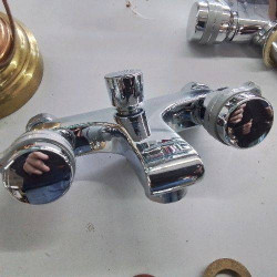 ROBINET DE BAIGNOIRE