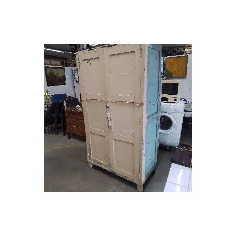 ARMOIRE PARISIENNE 